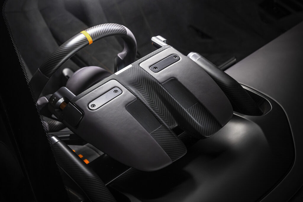 mclaren-mcl-6gt_3
